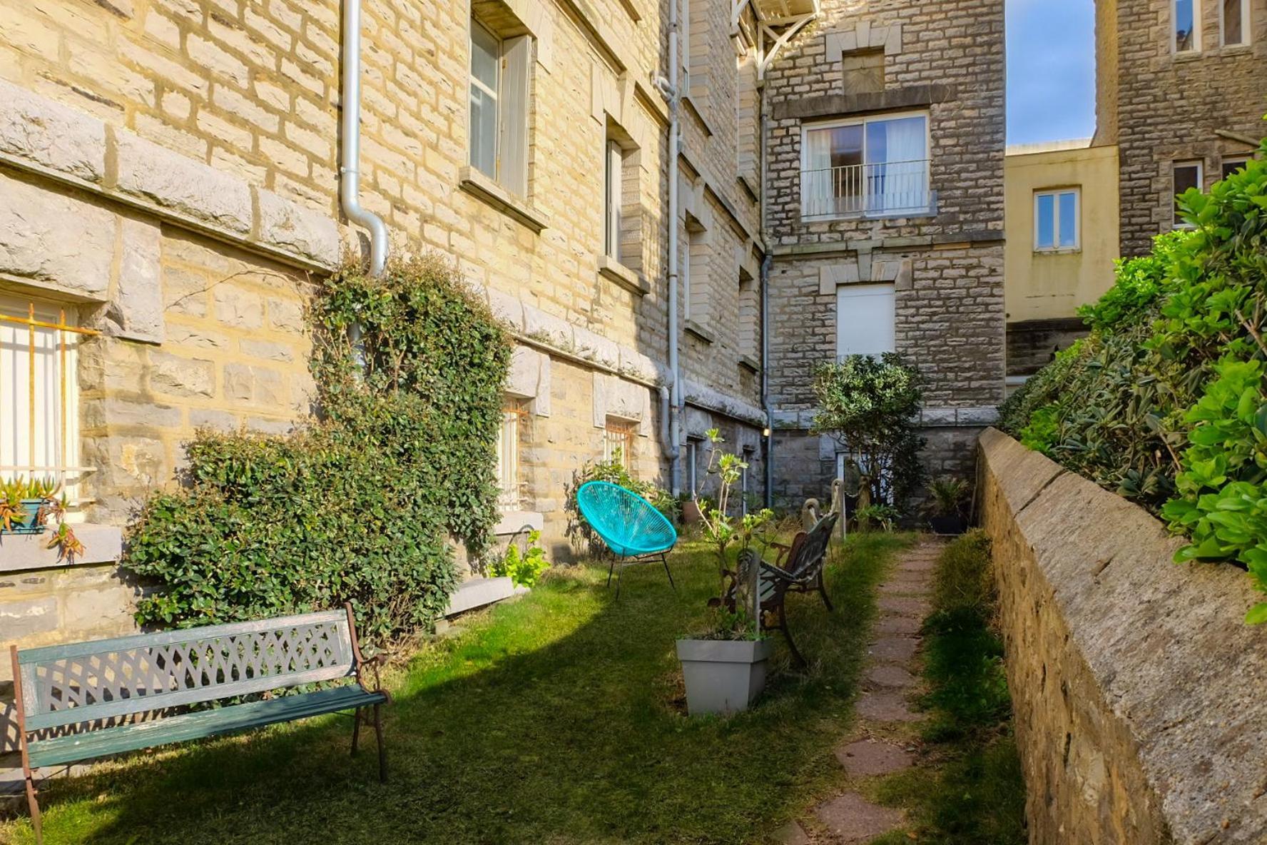Magnifique Appartement Avec Terrasse, Parking Et Vue Sur L'Ocean Pour 5 Biarriz Exterior foto